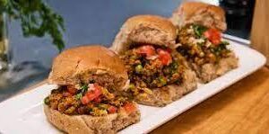 Kheema Pav